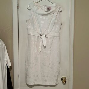 R&K Originals white knee length dress. Size 6.